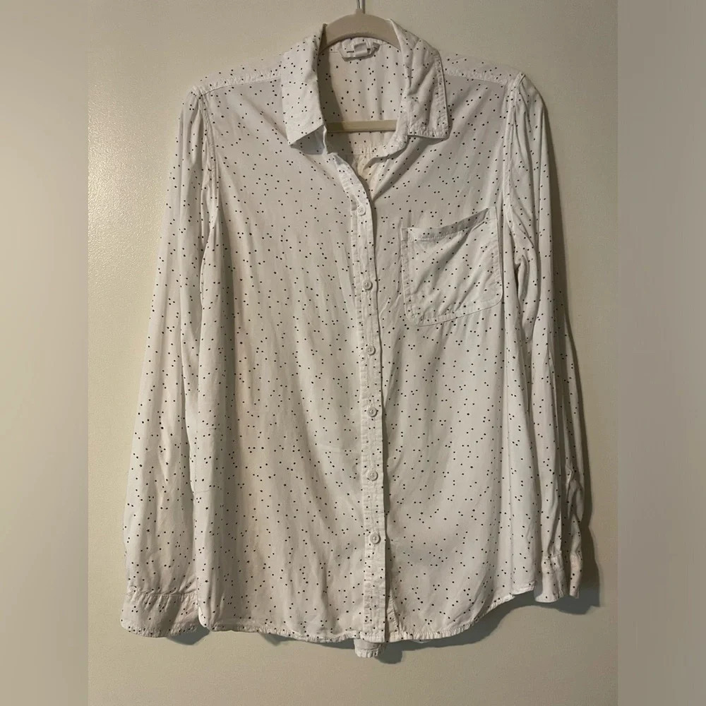Beachlunchlounge White with Black Stars Long Sleeve Button Down Shirt Si…